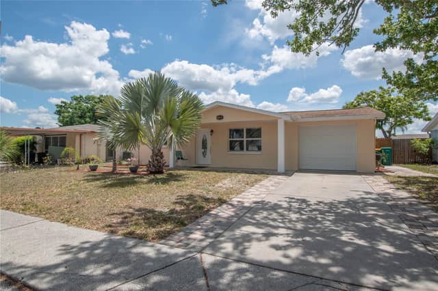 7130 CASTANEA DR photo