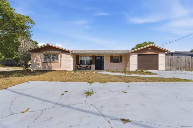 8829 EILEEN DR photo