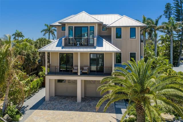 513 N BAY BLVD photo
