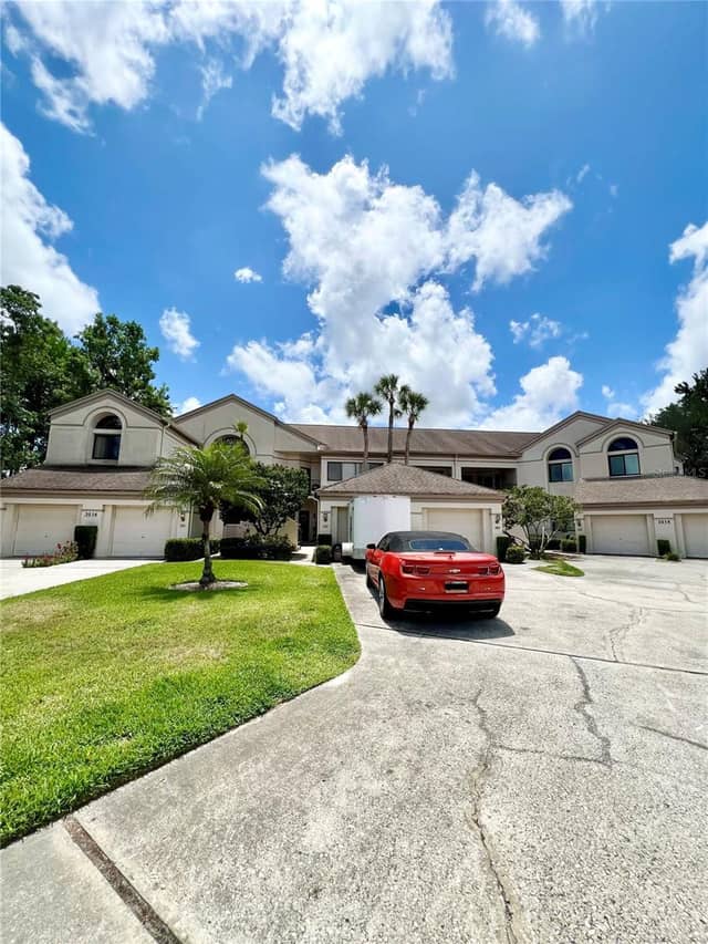 3014 RED OAK CT #102 photo