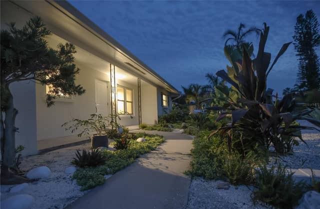 2513 CROTON AVE photo