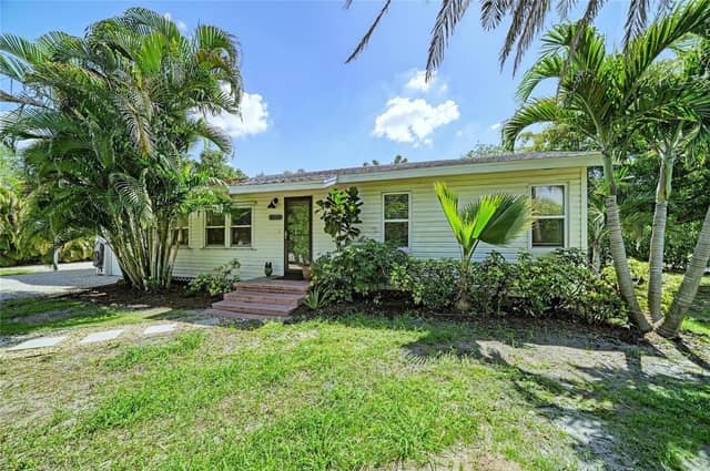 3710 RILMA AVE photo