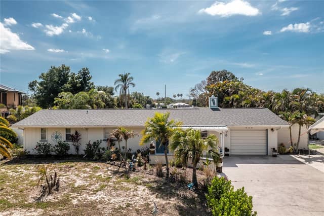 625 SANDPIPER LN photo