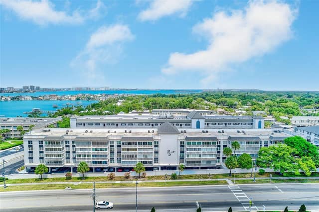 131 BLUFF VIEW DR #401 photo