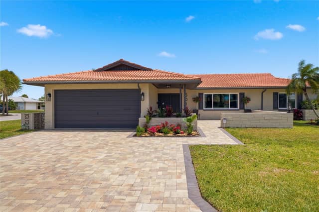 5016 DORY DR photo