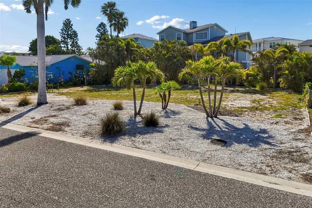 211 176TH TERRACE DR E photo