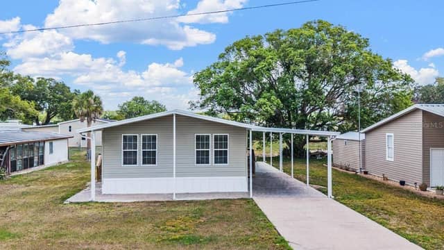 36747 LAKEWOOD DR photo