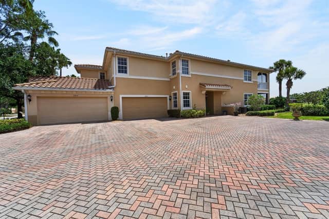 1364 EMERALD DUNES DR photo
