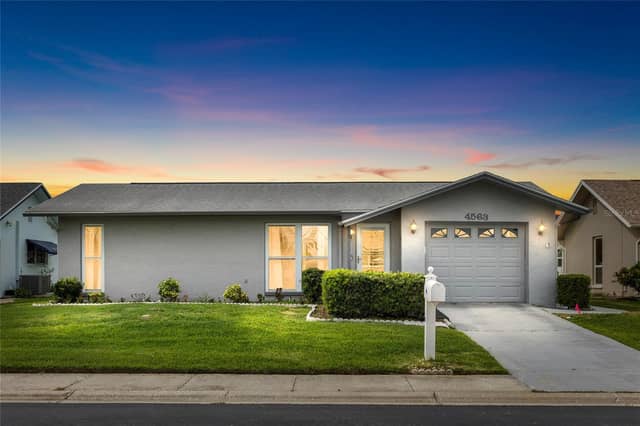 4563 GREAT LAKES DR S photo