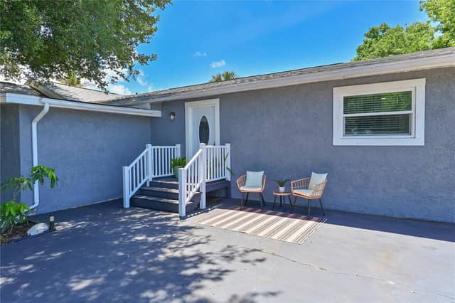 1423 12TH AVE W photo