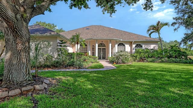 7025 N SERENOA DR photo