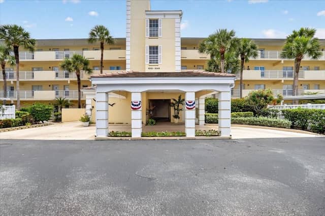 1040 WEXFORD BLVD #1040 photo