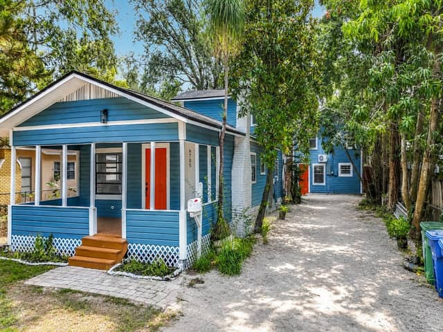6705 N ELIZABETH ST photo