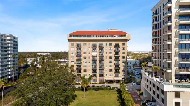2109 BAYSHORE BLVD #205 photo
