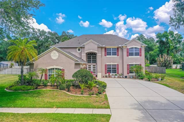 915 HICKORY FORK DR photo