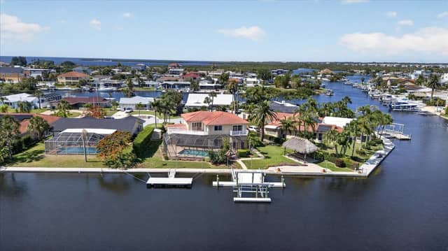 3640 HARBORVIEW CT photo
