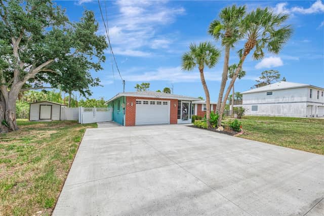 1460 CORTES DR photo