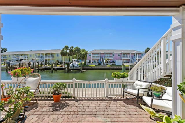 5175 COQUINA KEY DR SE #A photo