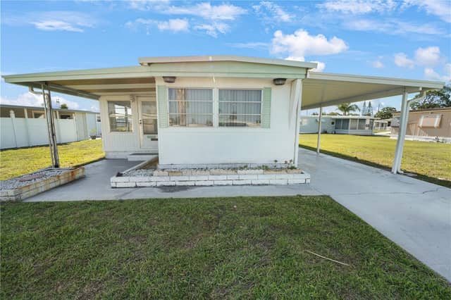 10921 LONDON DR photo