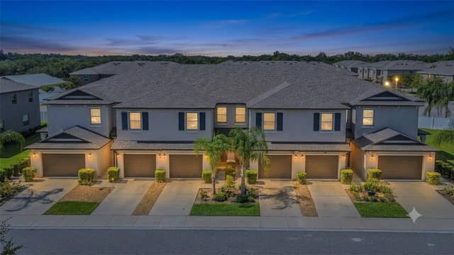 817 ROYAL EMPRESS DR photo