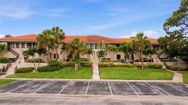 1802 MARINER DR E #25 photo