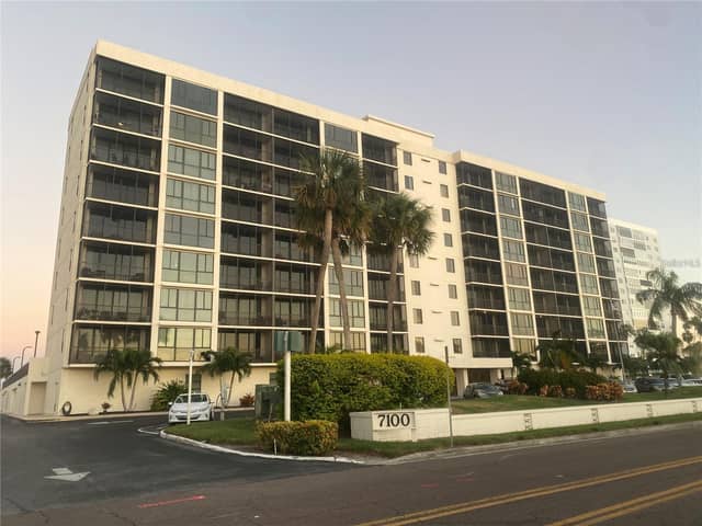 7100 SUNSHINE SKYWAY LN S #906 photo