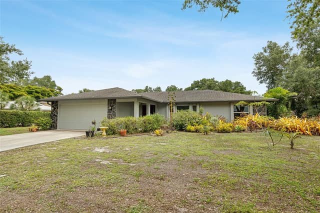 4204 PRAIRIE VIEW DR photo