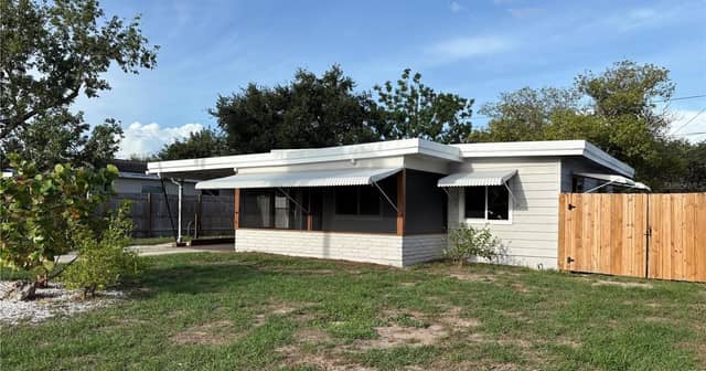 5165 104TH WAY N photo