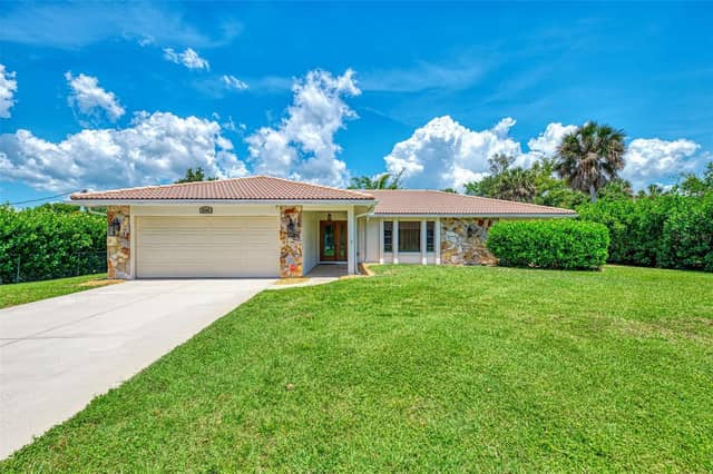 2340 PALMETTO ST photo
