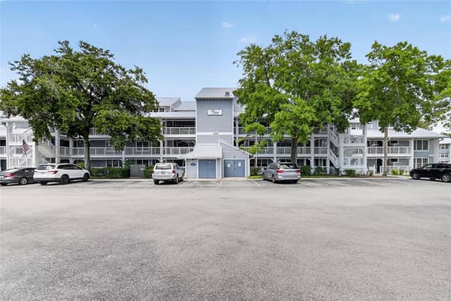2599 DOLLY BAY DR #305 photo