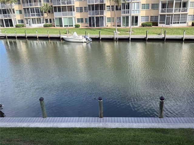 1250 N PORTOFINO DR #202 photo