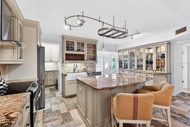 1065 EDEN ISLE BLVD NE #2 photo