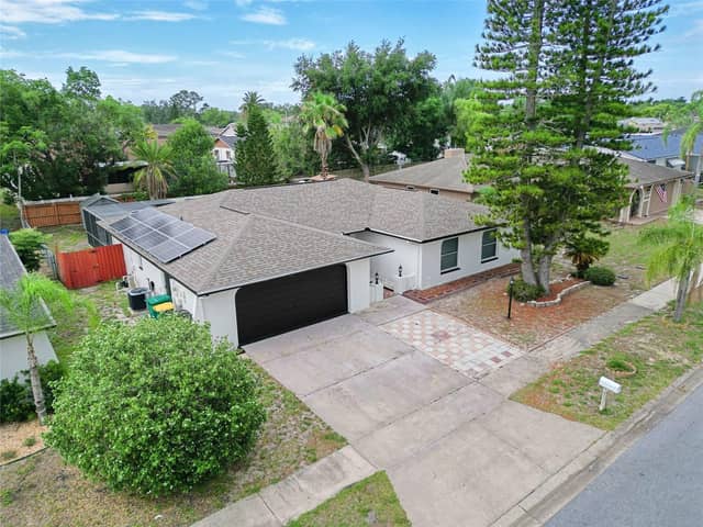 10951 PEPPERTREE LN photo