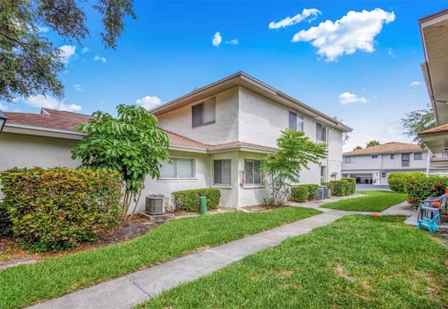 1829 BOUGH AVE #3 photo