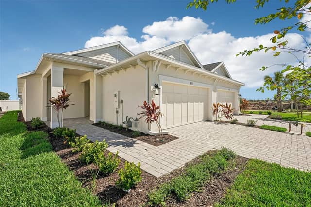 8125 FAIRCHILD AVE photo