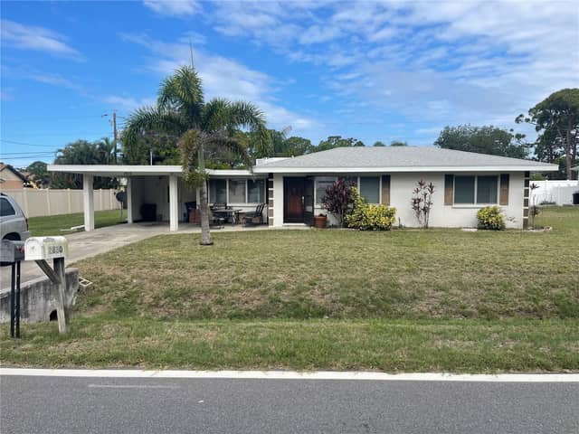 2830 SIESTA DR photo