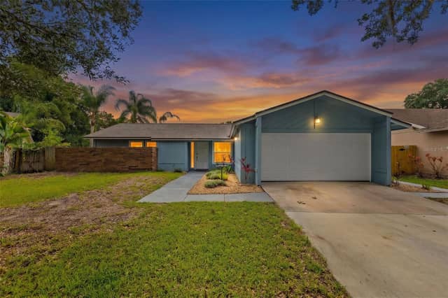 15917 COUNTRY FARM PL photo