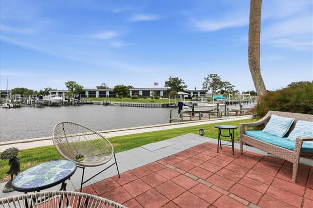 24 OAKWOOD DR N #24 photo