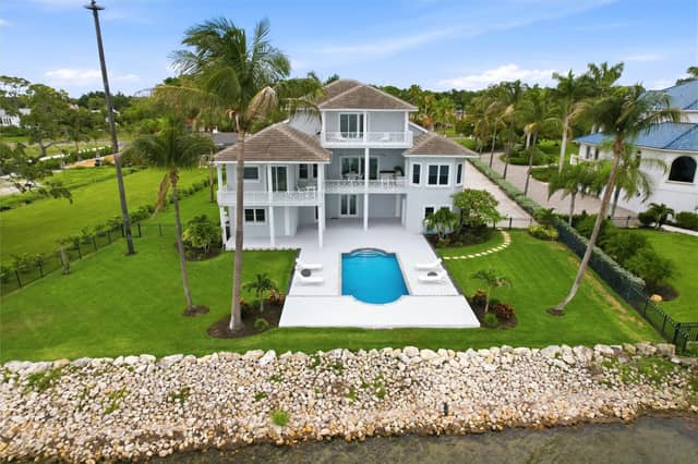 7524 WESTMORELAND DR photo
