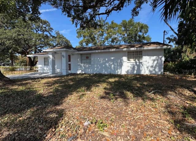 2620 E 33RD AVE photo