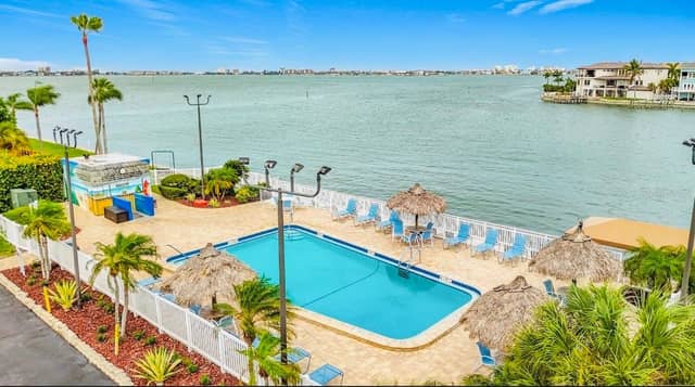 6025 SHORE BLVD S #106 photo