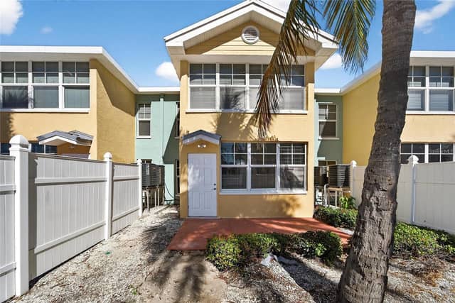 19417 GULF BLVD #F110 photo