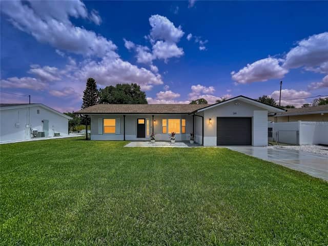 381 WESTWINDS DR photo