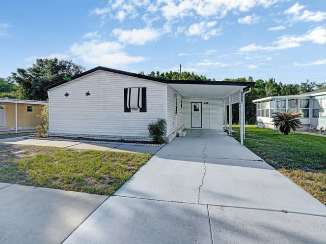 10339 MARINETTE AVE photo