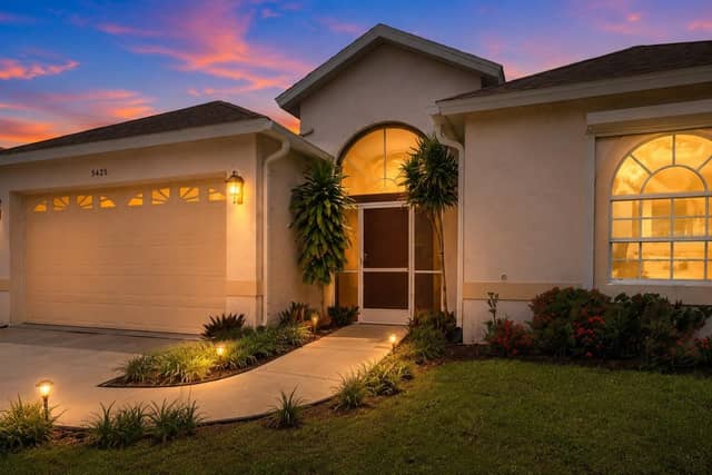 5425 MATTHEW CT photo
