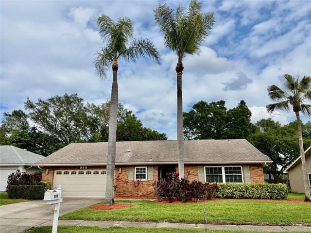 999 GILLESPIE DR photo