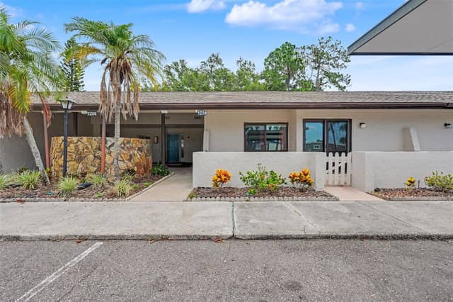 1208 HIGHLAND AVE SE #121 photo