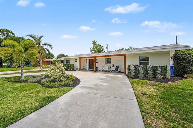 6825 11TH AVE N photo