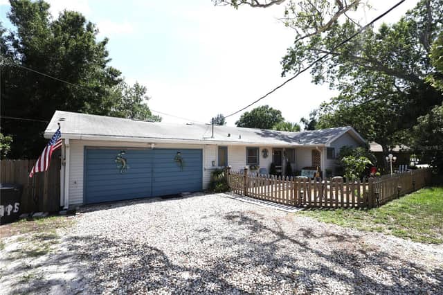 915 DEMPSEY ST photo