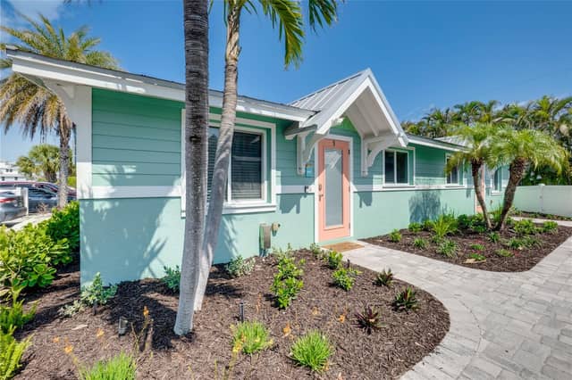 3009 AVENUE E #A photo